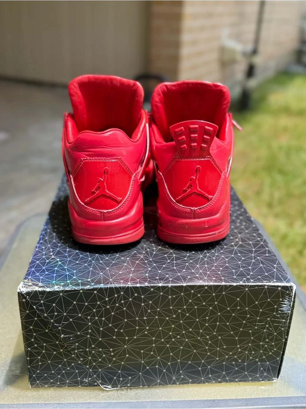Jordan bold home me